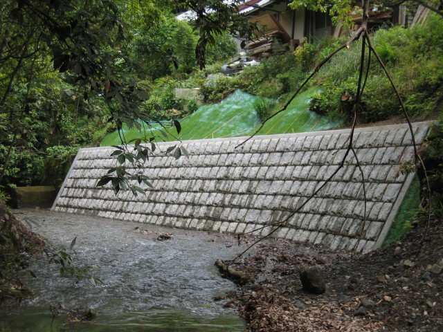 三谷川河川災害復旧工事