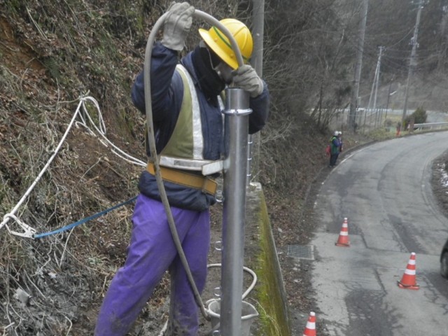 3.セメントミルク注入