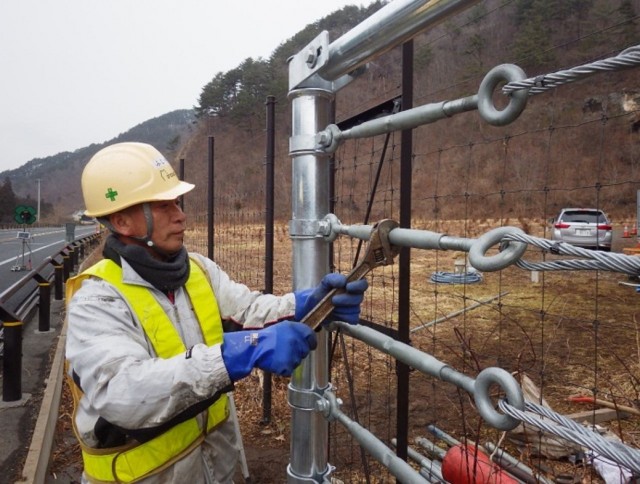 6.ワイヤロープ張り