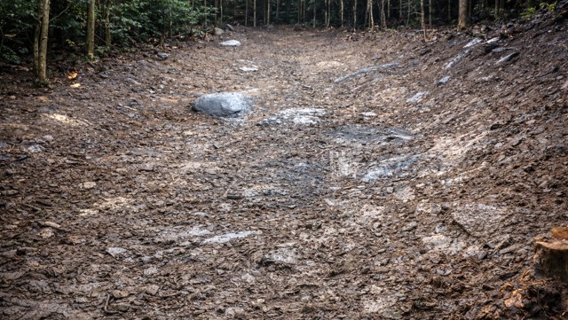 砂質土、粘性土、礫質土、軟岩（Ⅰ）まで施工可能である。