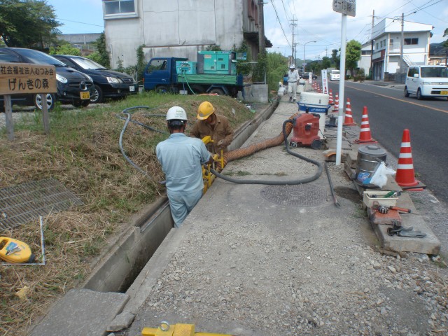 H25.6　今別府串間線西方1工区歩道工事