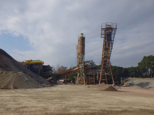 混合プラント（矢野産業（株）田野砕石工場）